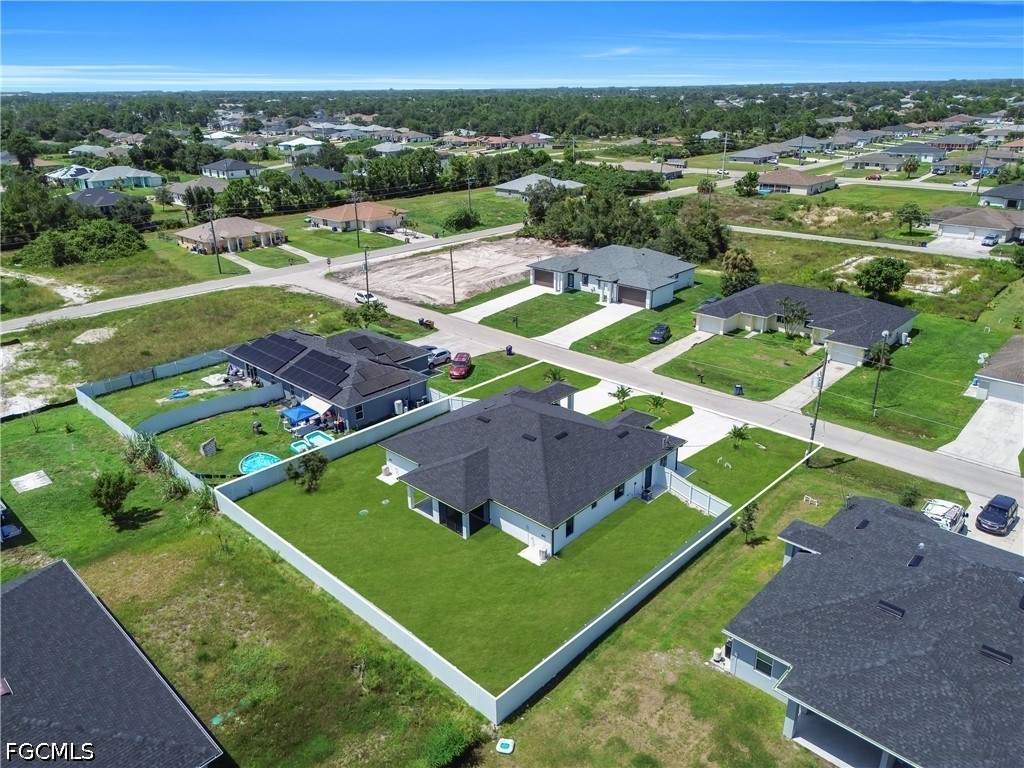 6 Bed Duplex for Sale in Lehigh Estates, photo 37
