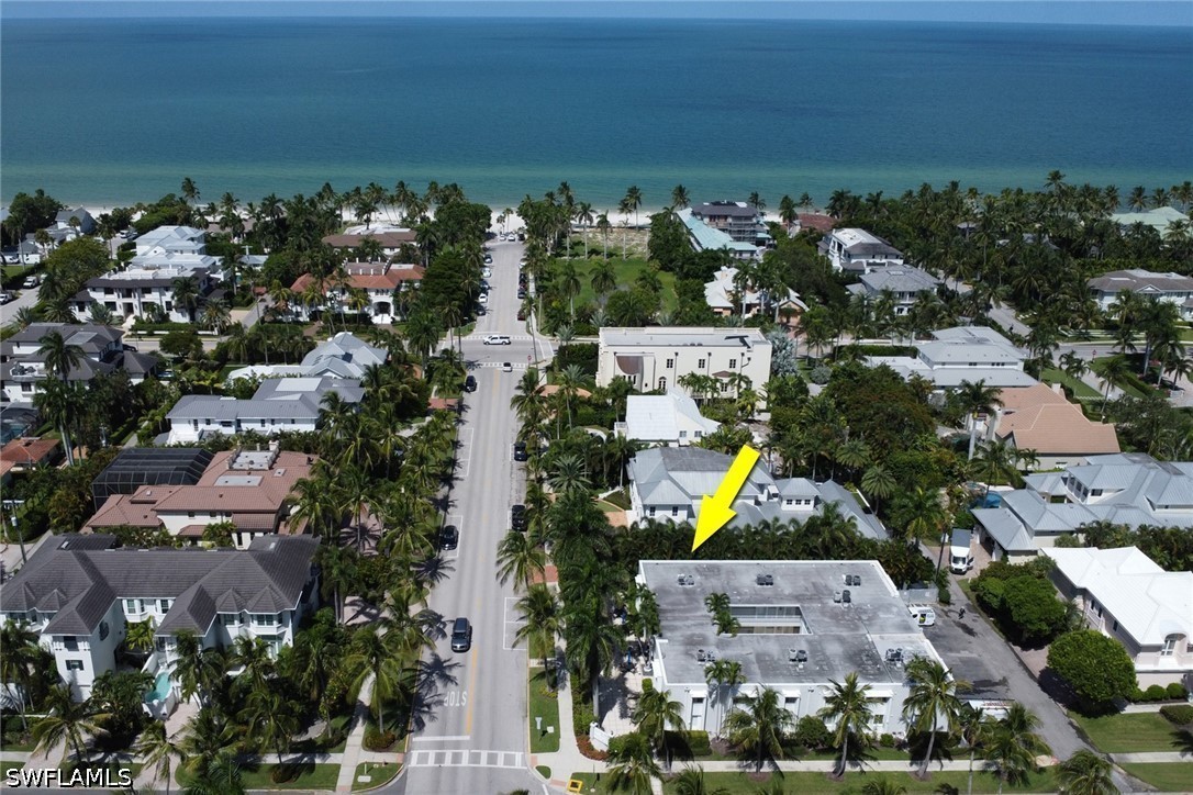 2 Bed Condominium for Sale in Naples, photo 37