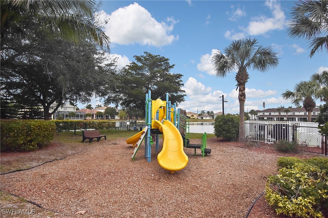 2 Bed Townhouse for Sale in Olympia Pointe, FL, $174,900 — photo 38