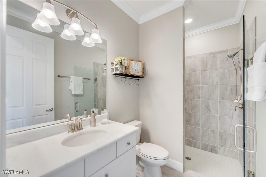 5 Bed SingleFamilyResidence for Sale in Estero, photo 38