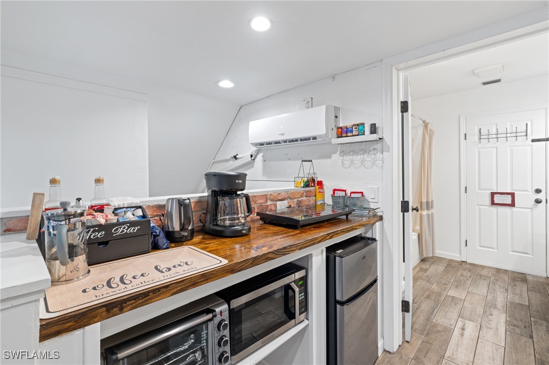 3 Bed SingleFamilyResidence for Sale in San Carlos Park, FL — photo 38