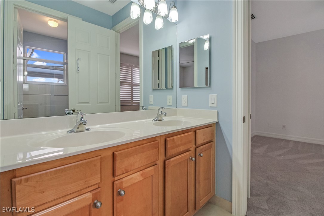 5 Bed Pool Home for Sale in Saturnia Lakes, photo 38