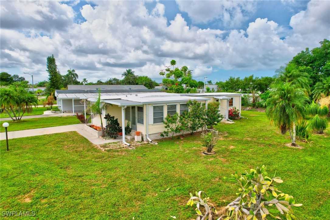 2 Bed ManufacturedHome for Sale in Riverwood, FL, $119,000 — photo 38