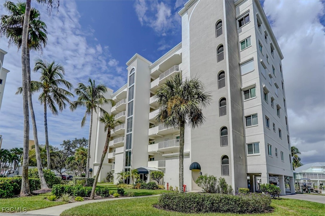 2 Bed Waterfront Home for Sale in Casa Marina, FL, $595,000 — photo 38