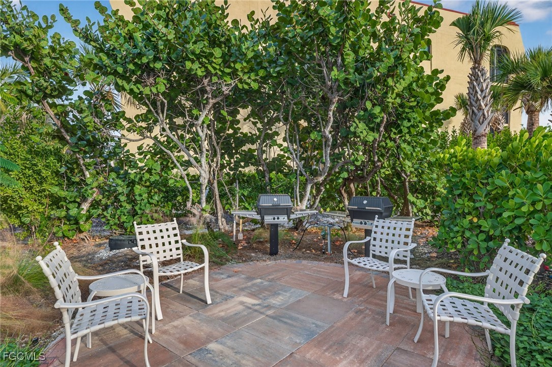 2 Bed Waterfront Home for Sale in Sanibel, photo 38
