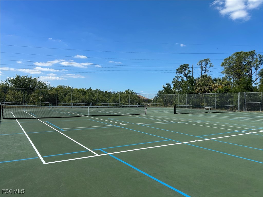 4 Bed SingleFamilyResidence for Sale in Deep Creek, FL — photo 38