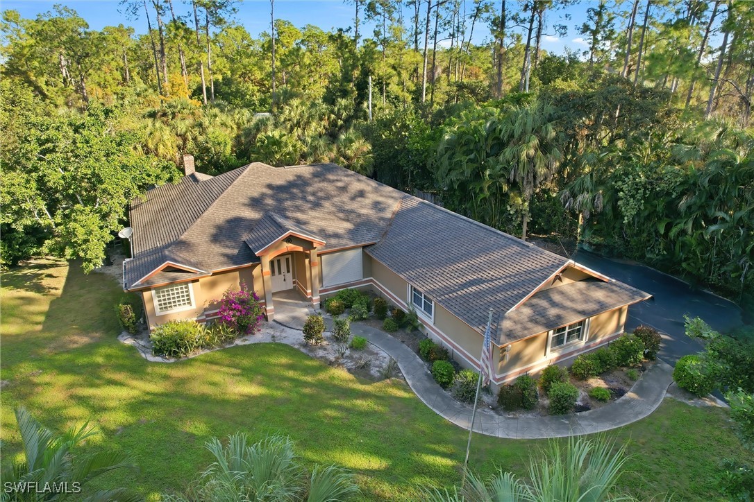 3 Bed SingleFamilyResidence for Sale in Naples, photo 38