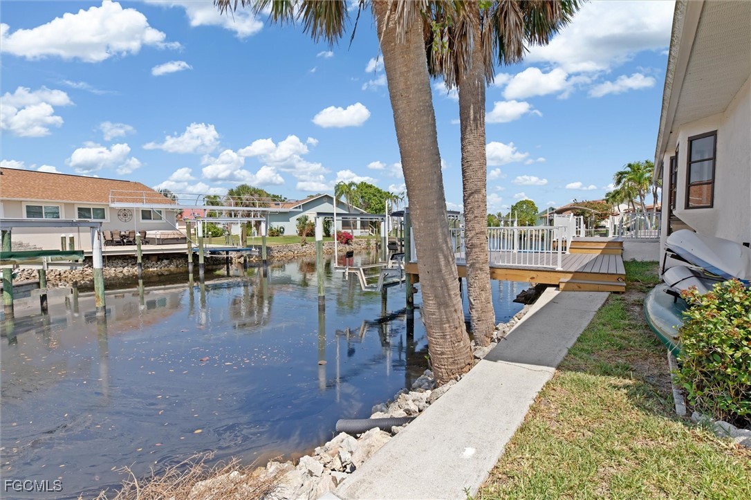 3 Bed Waterfront Home for Sale in Punta Gorda, photo 38