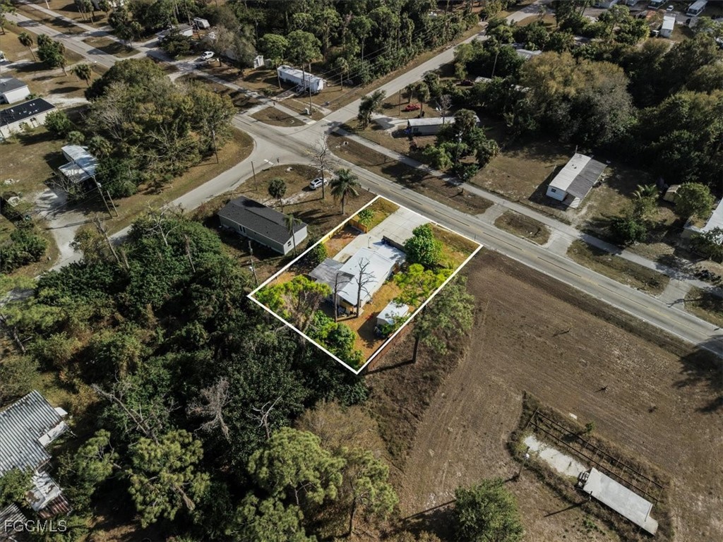 3 Bed ManufacturedHome for Sale in Suncoast Estate, FL — photo 38