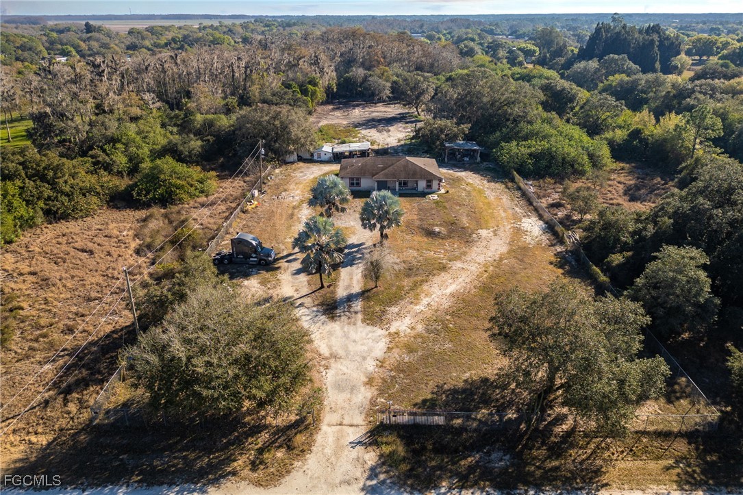 3 Bed SingleFamilyResidence for Sale in Clewiston, FL — photo 38