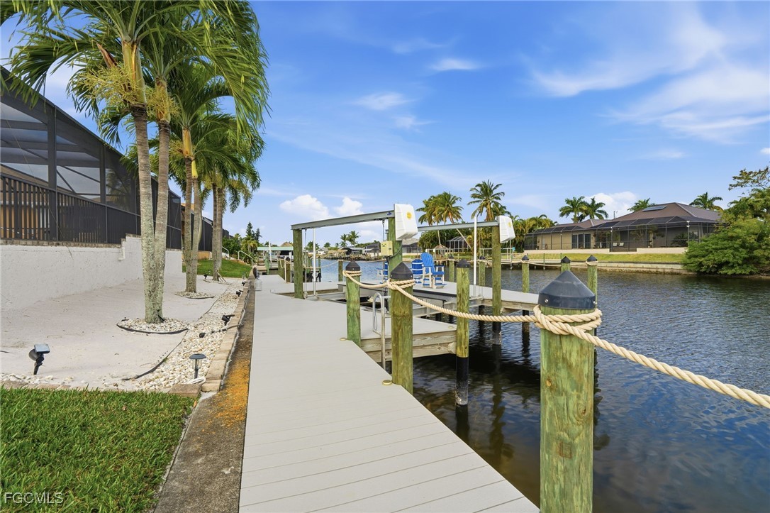3 Bed Pool Home for Sale in Cape Coral, photo 38