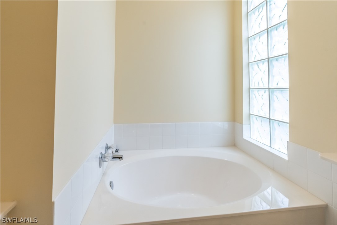 4 Bed Waterfront Home for Sale in Verona Walk, FL, $750,000 — photo 38
