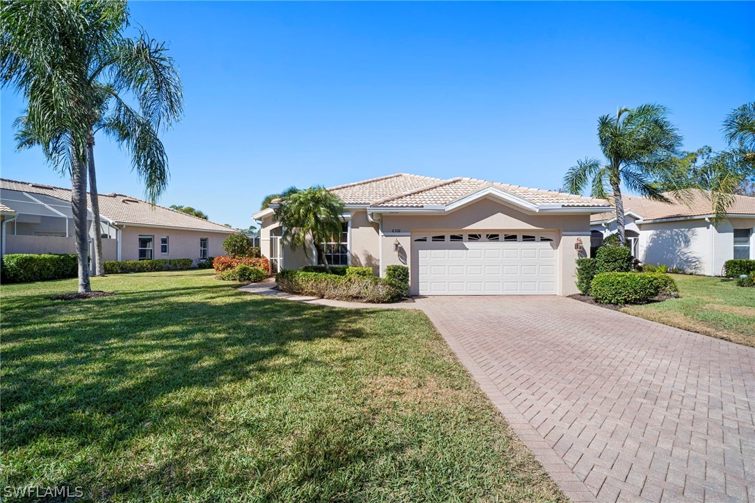 3 Bed SingleFamilyResidence for Sale in Naples, photo 38