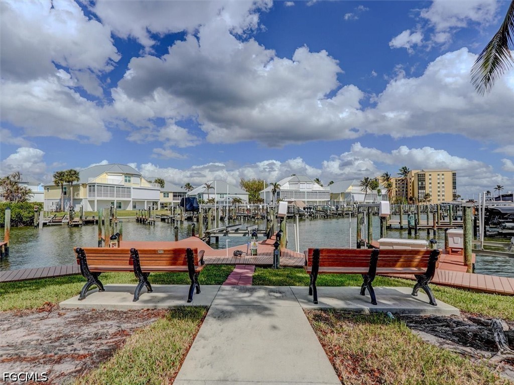 2 Bed Waterfront Home for Sale in Hibiscus Pointe, FL — photo 38