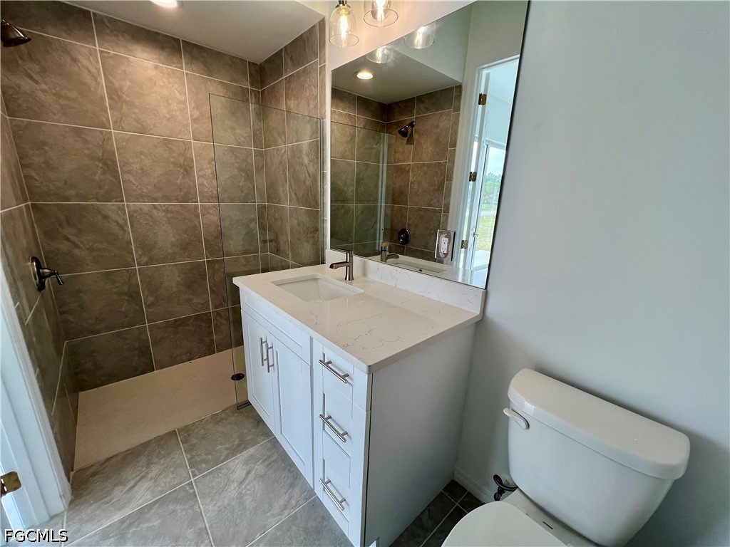 3 Bed Attached for Sale in Mirror Lakes, FL, $250,000 — photo 38