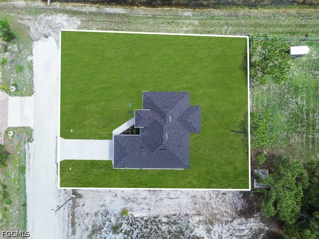 4 Bed SingleFamilyResidence for Sale in Lehigh Acres, photo 38