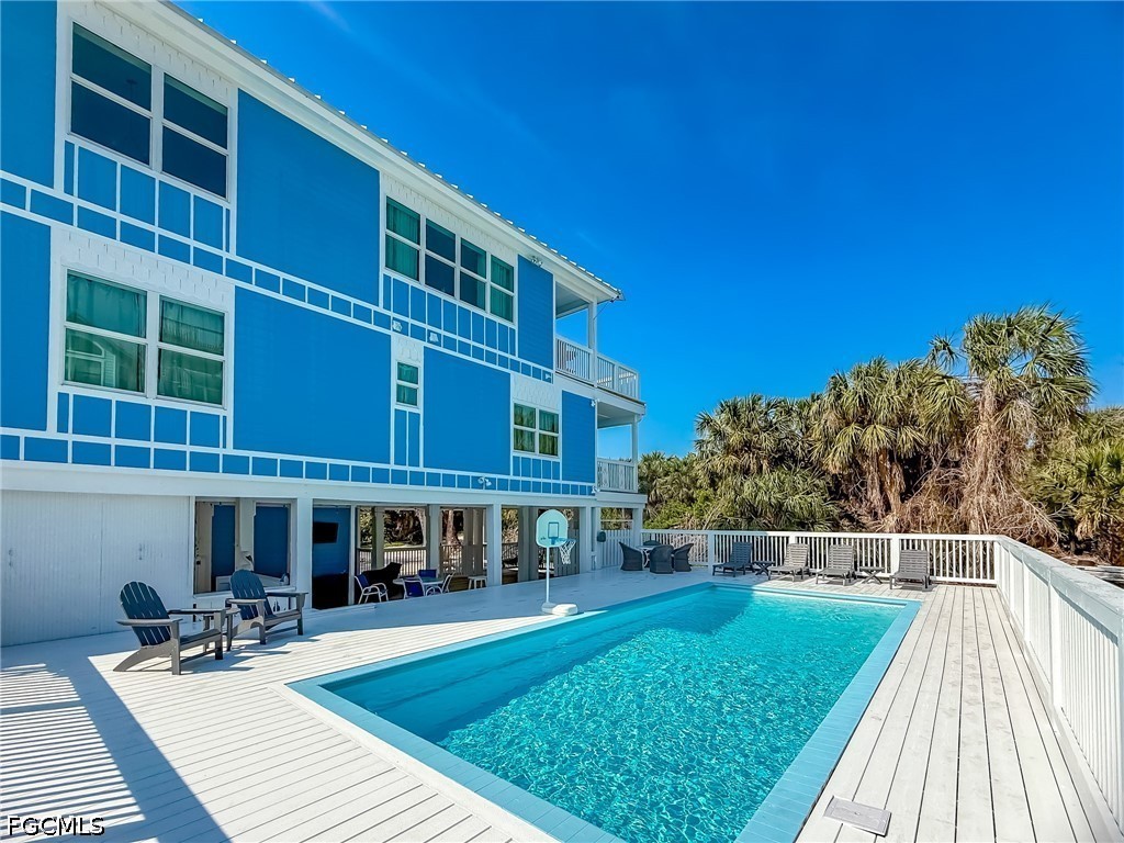 4 Bed Pool Home for Sale in Upper Captiva, photo 38
