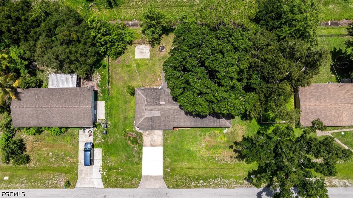 3 Bed SingleFamilyResidence for Sale in Fort Myers, photo 38