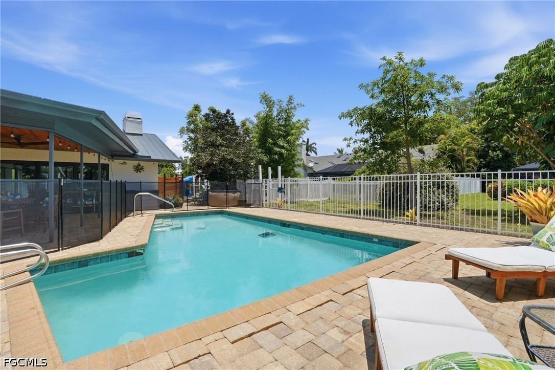 3 Bed Pool Home for Sale in Fort Myers, photo 38