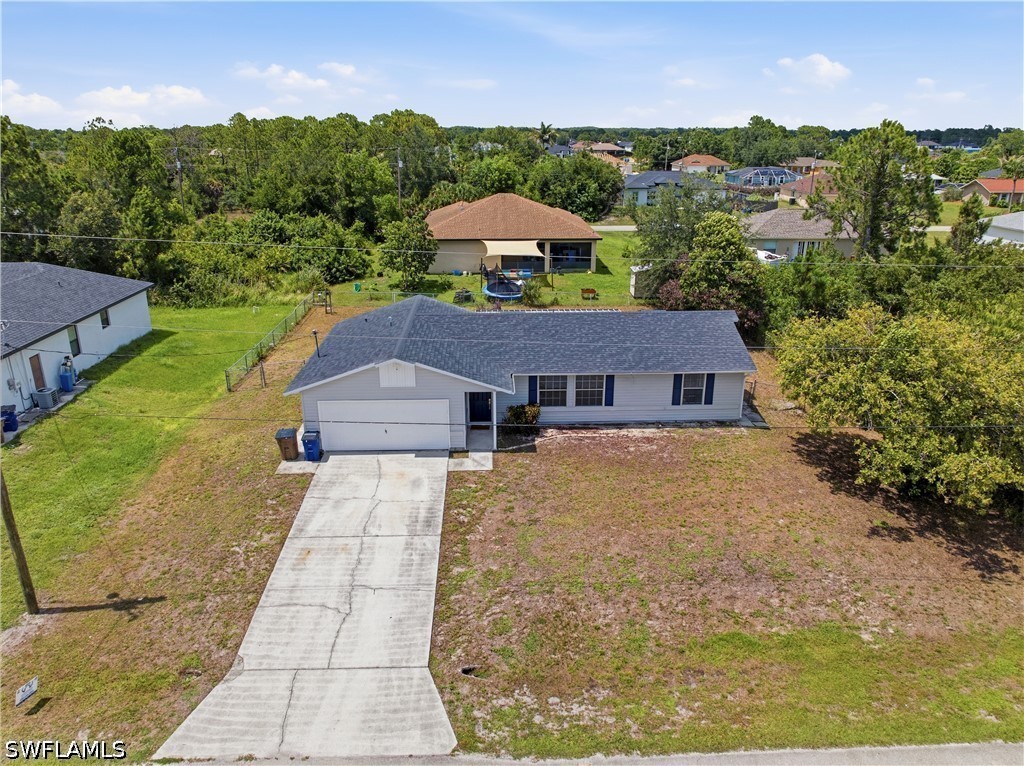 3 Bed SingleFamilyResidence for Sale in Lehigh Acres, photo 38