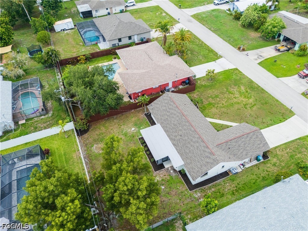 3 Bed SingleFamilyResidence for Sale in Cape Coral, photo 38