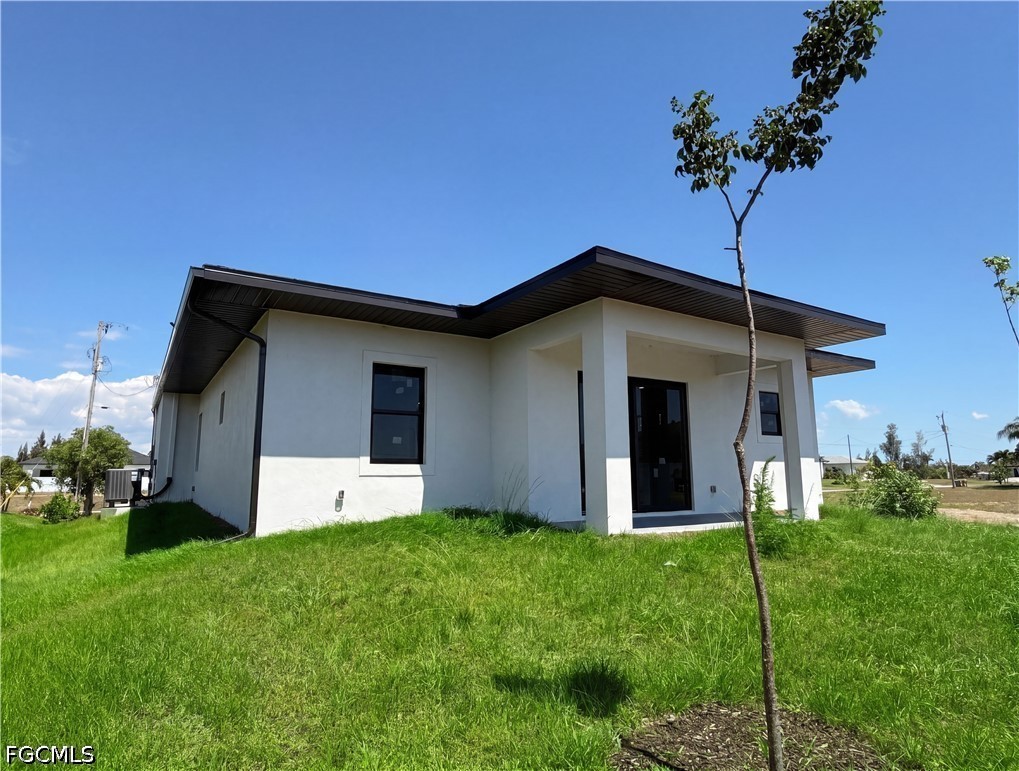 4 Bed SingleFamilyResidence for Sale in Cape Coral, photo 38