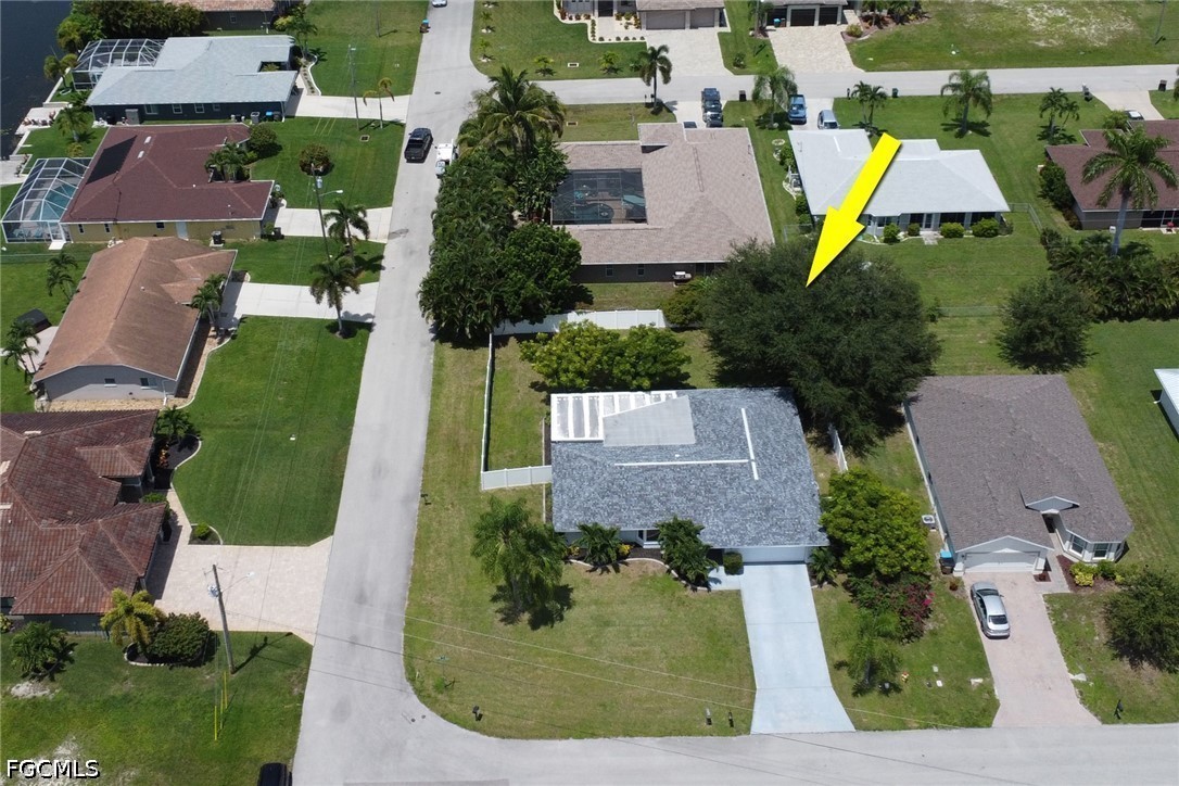 3 Bed SingleFamilyResidence for Sale in Cape Coral, photo 38