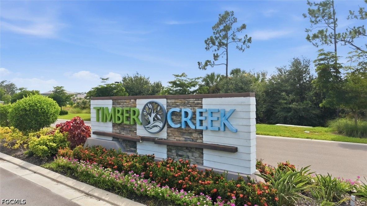 6 Bed Pool Home for Sale in Timber Creek, FL, $749,000 — photo 38