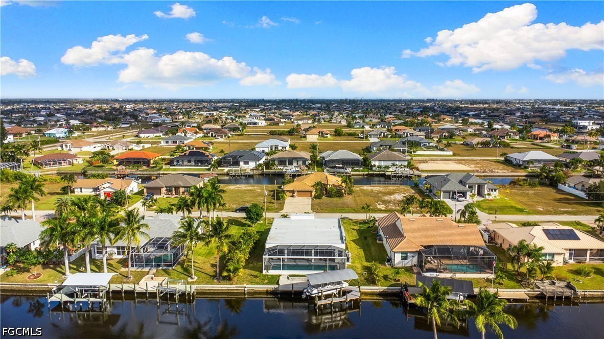 3 Bed Pool Home for Sale in Cape Coral, photo 38