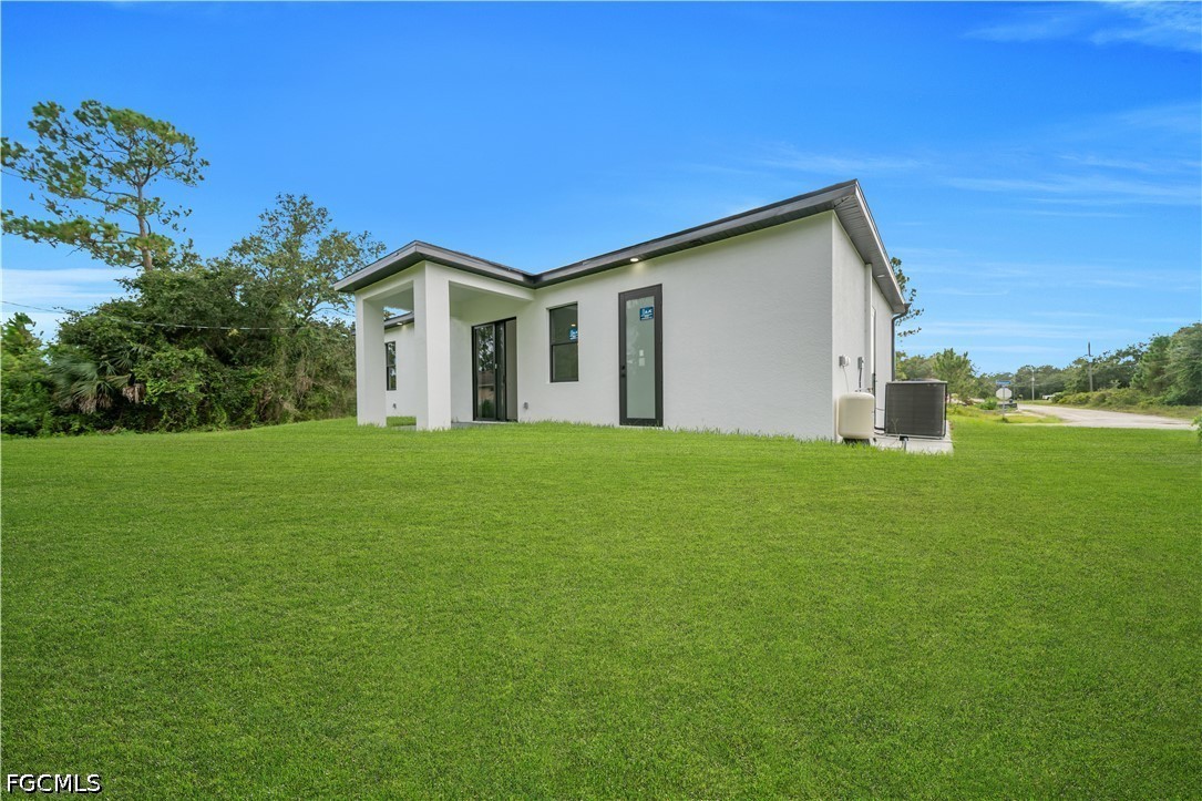 3 Bed SingleFamilyResidence for Sale in Lehigh Acres, FL — photo 38