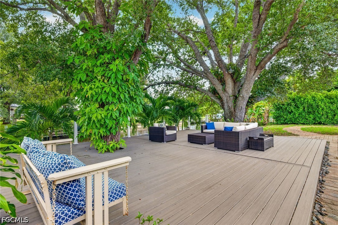 4 Bed Waterfront Home for Sale in Fort Myers, FL, $1,299,000 — photo 38