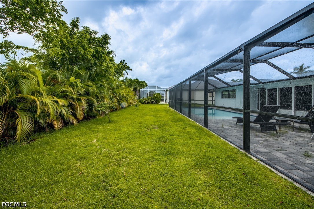 3 Bed Pool Home for Sale in Cape Coral, photo 38