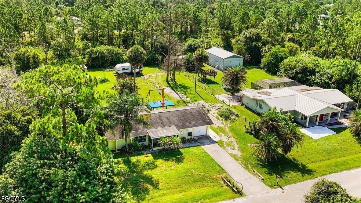 2 Bed SingleFamilyResidence for Sale in Lehigh Acres, photo 38