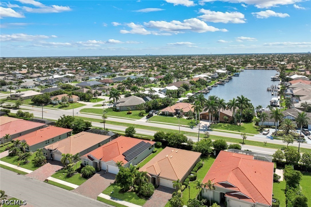 3 Bed SingleFamilyResidence for Sale in Sunset Pointe, FL — photo 38