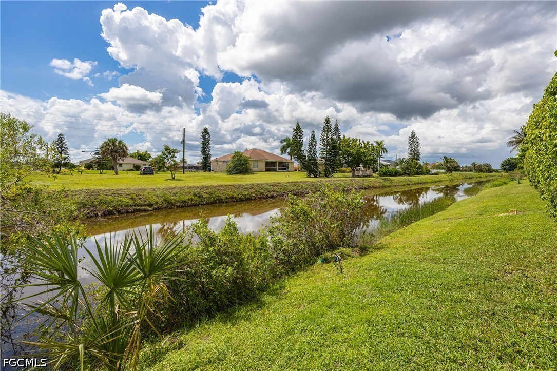 3 Bed Pool Home for Sale in Varsity Lakes, photo 38