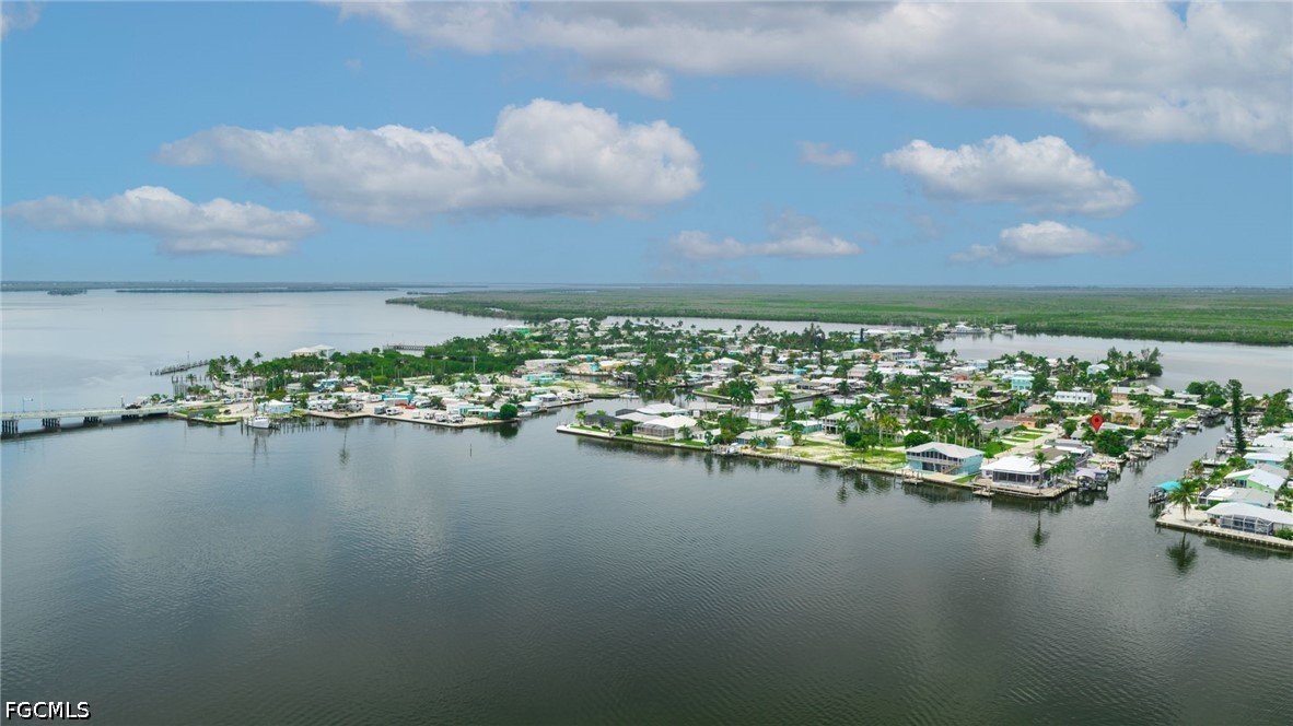 2 Bed Pool Home for Sale in Island Harbors, photo 38