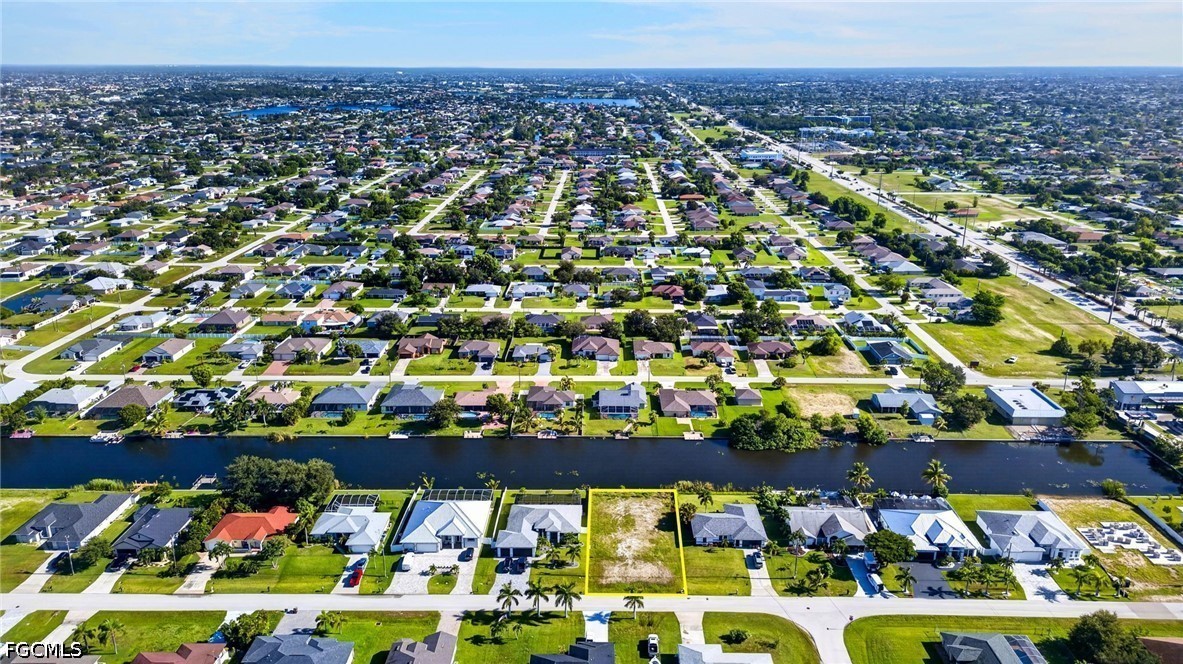 Waterfront Home for Sale in Cape Coral, photo 38