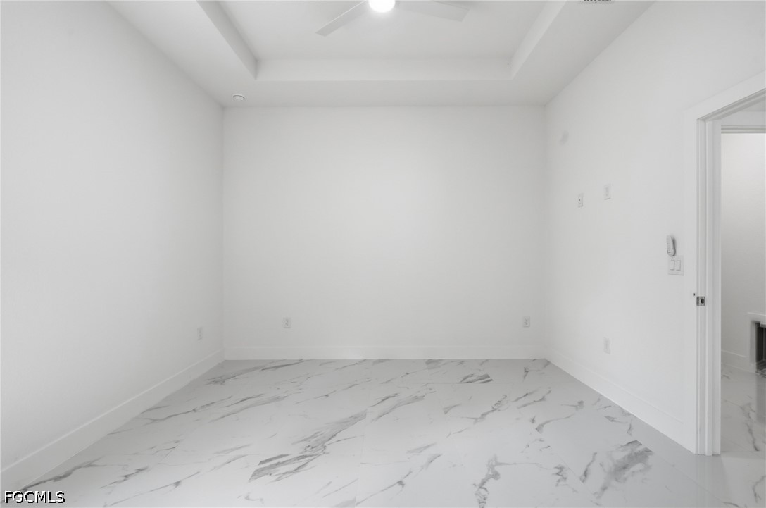 3 Bed SingleFamilyResidence for Sale in Port Labelle, photo 38