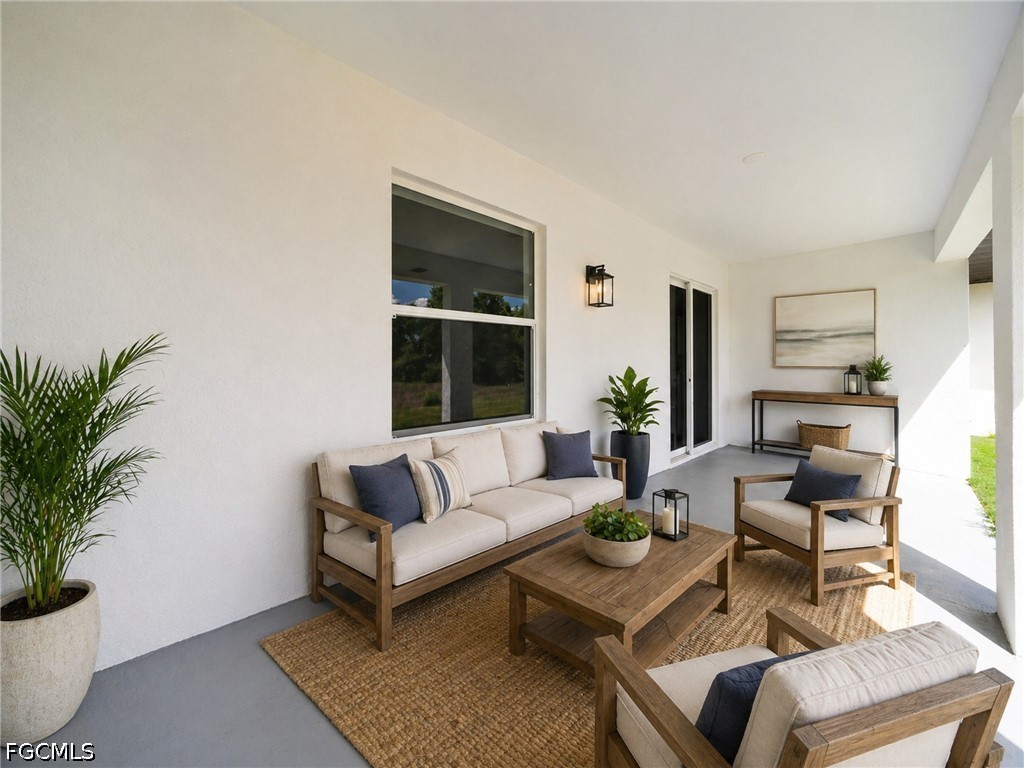 4 Bed SingleFamilyResidence for Sale in Lehigh Acres, photo 38
