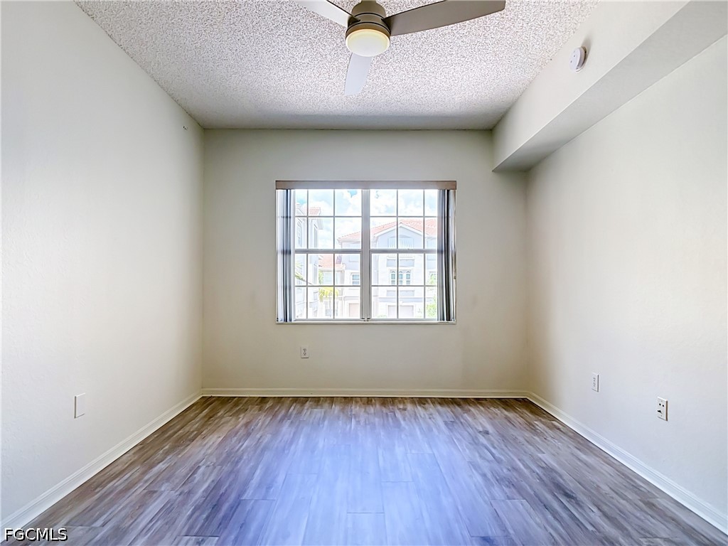 2 Bed Condominium for Sale in Fort Myers, photo 38