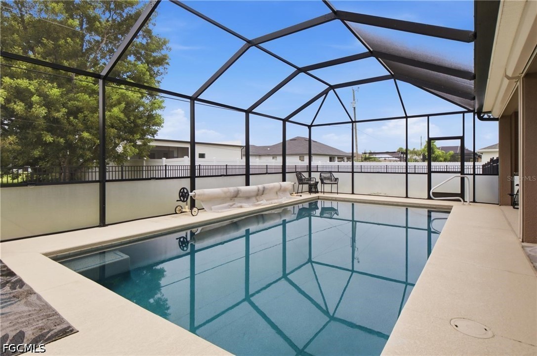 3 Bed Pool Home for Sale in Cape Coral, photo 38