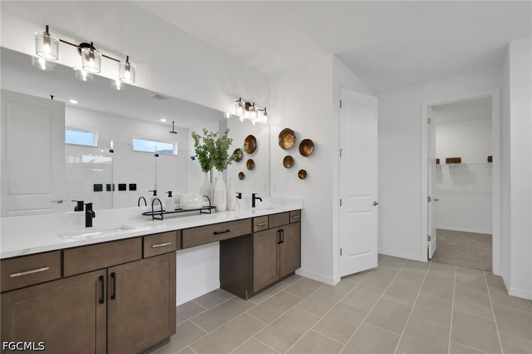 4 Bed SingleFamilyResidence for Sale in Creekside Run, photo 38