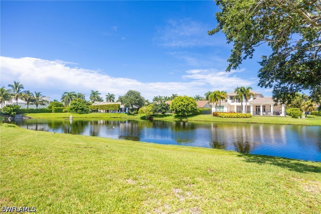 3 Bed Pool Home for Sale in Park Shore, photo 38