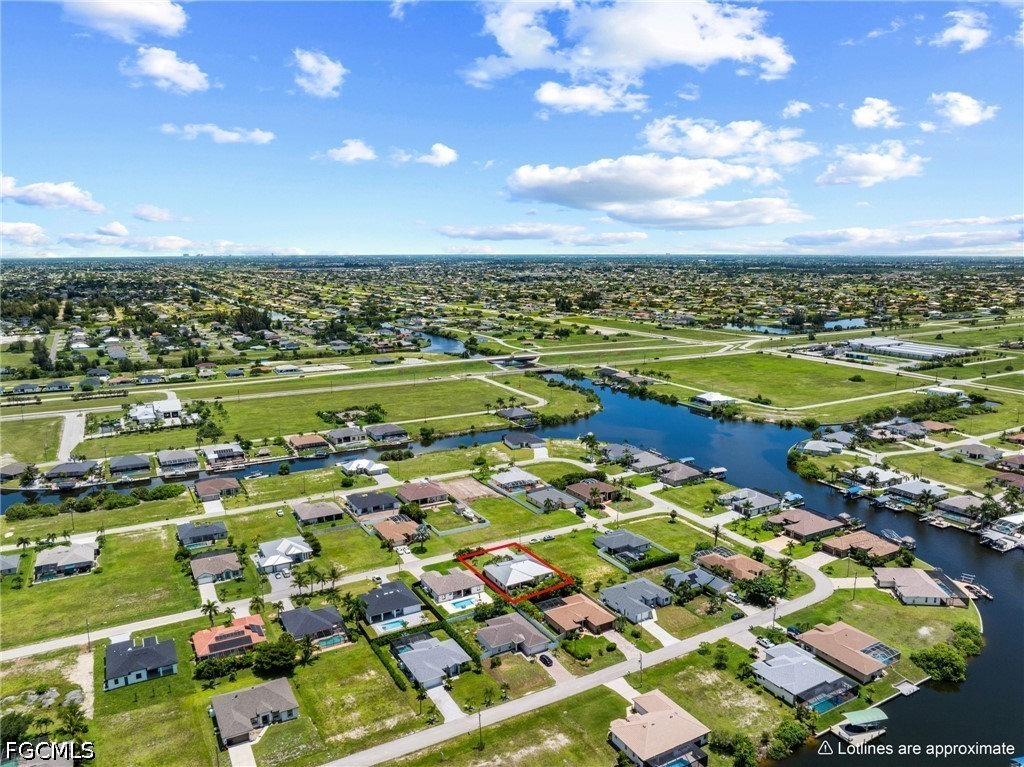 3 Bed SingleFamilyResidence for Sale in Cape Coral, photo 38