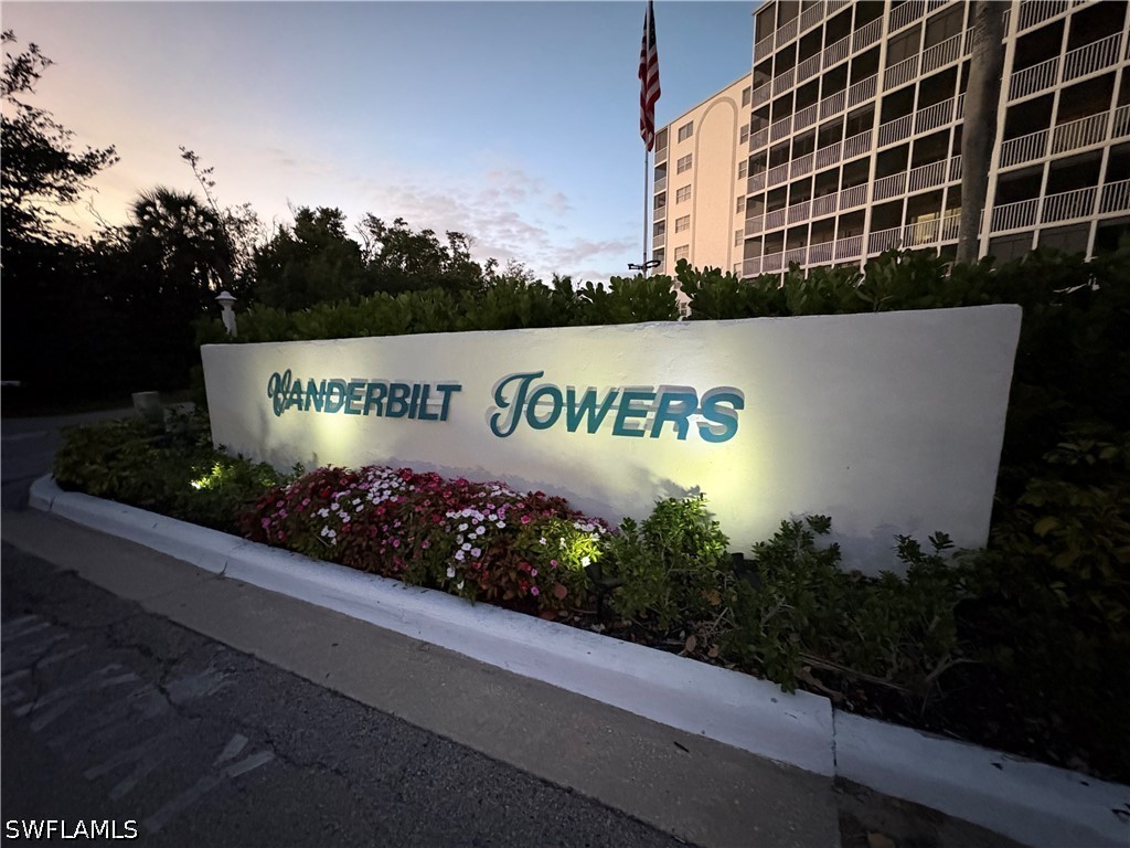 2 Bed Pool Home for Sale in Vanderbilt Towers, photo 38