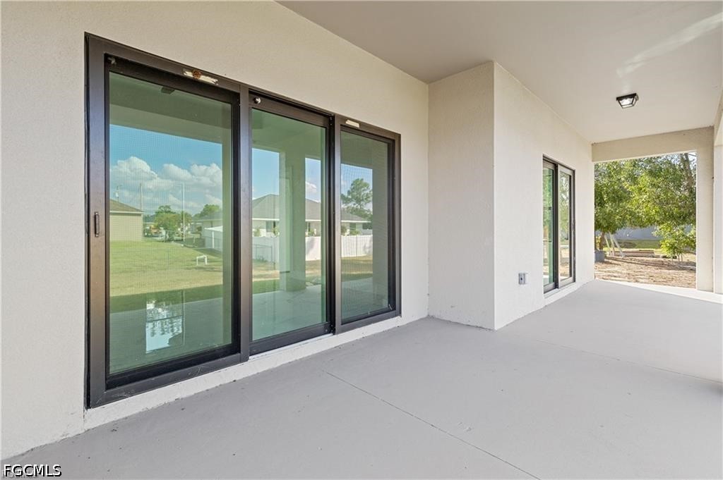 3 Bed SingleFamilyResidence for Sale in Lehigh Acres, photo 38