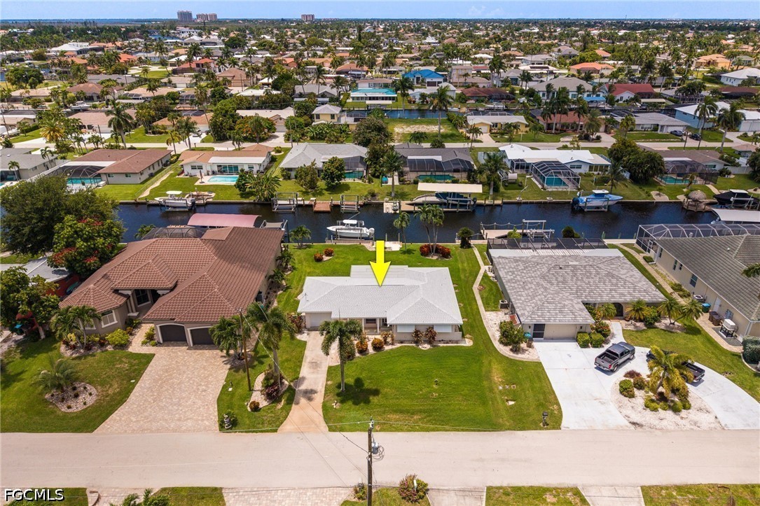 3 Bed Waterfront Home for Sale in Cape Coral, photo 38