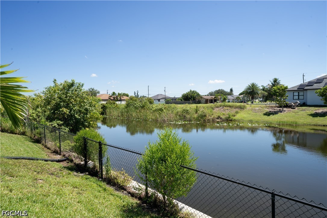 3 Bed Pool Home for Sale in Cape Coral, photo 38