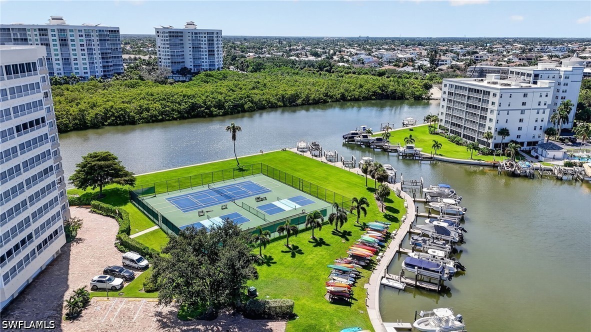 2 Bed Waterfront Home for Sale in Naples, photo 38