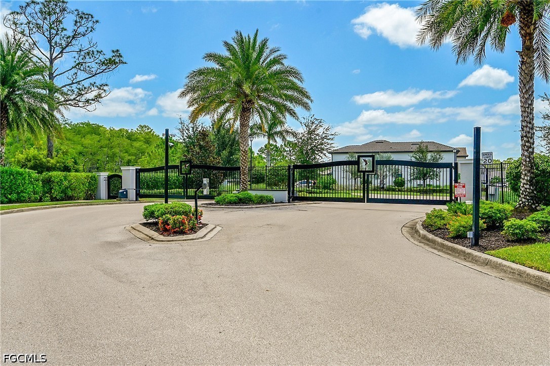 3 Bed Waterfront Home for Sale in Fort Myers, photo 38